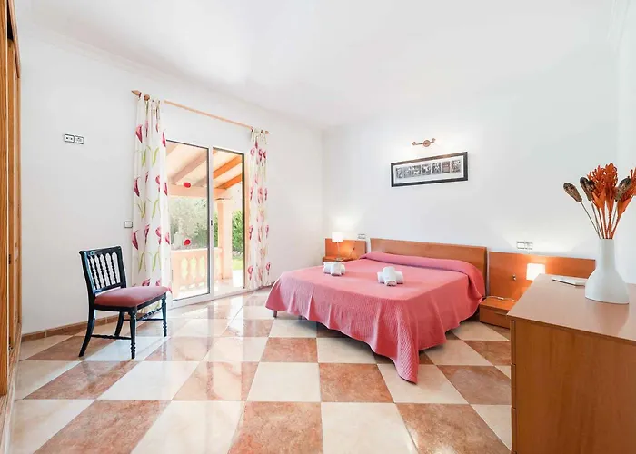 Raquel Польєнса